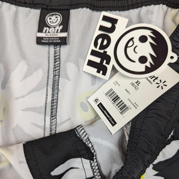New With Tags NEFF Men's Black, White, & Yellow Daisy Smiley Graphic Swim Trunks - Picture 5 of 6